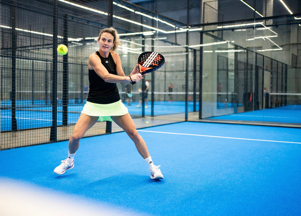 What is padel and how do you play it? The ultimate guide