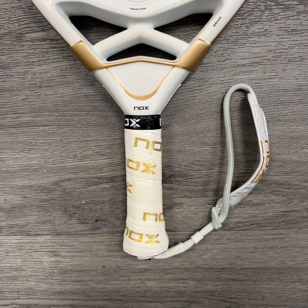 Nox AT10 Genius 12K Alum Xtrem Agustin Tapia Padel Racket 26 OUTLET