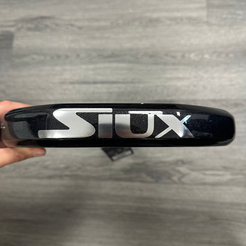 Siux Fenix Pro 5 Black Padel Racket OUTLET