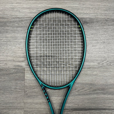 Wilson Blade 98 18x20 V9 Tennis Racket OUTLET