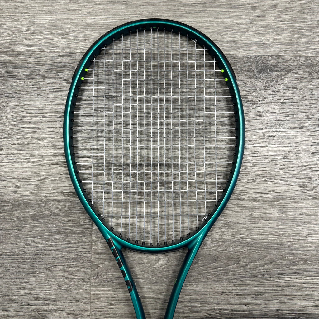Wilson Blade 100 V9 Tennis Racket OUTLET