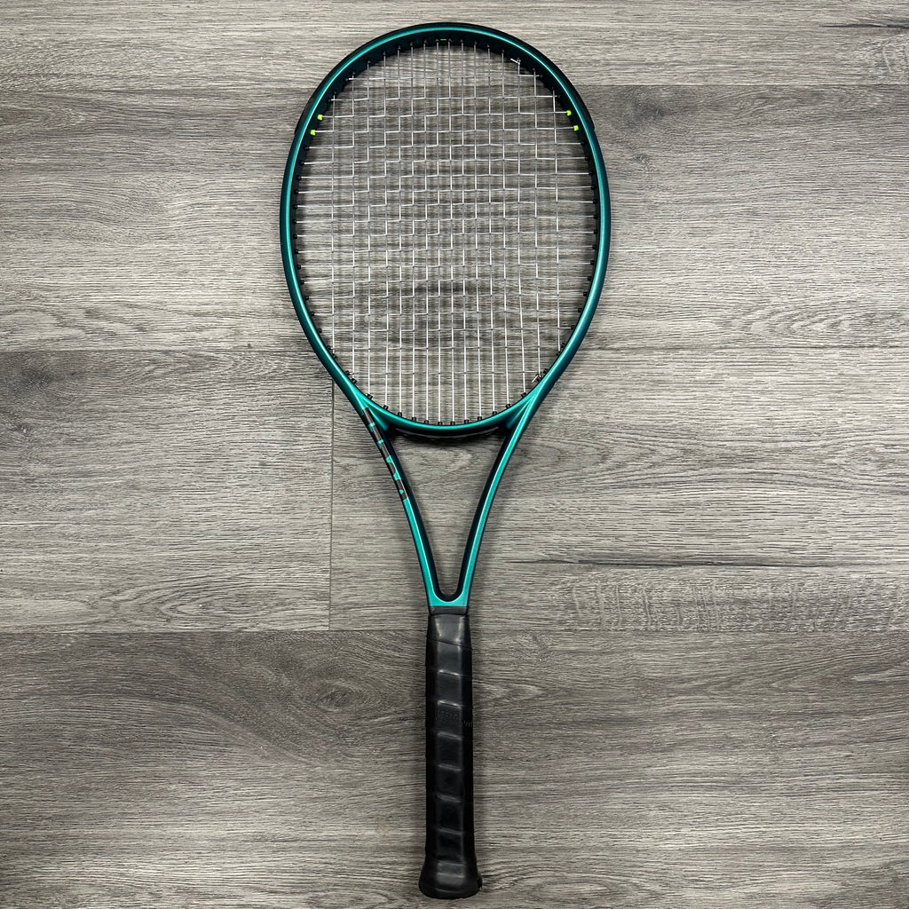 Wilson Blade 100 V9 Tennis Racket OUTLET