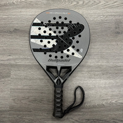 Bullpadel Hack 04 Hybrid 26 Padel Racket OUTLET